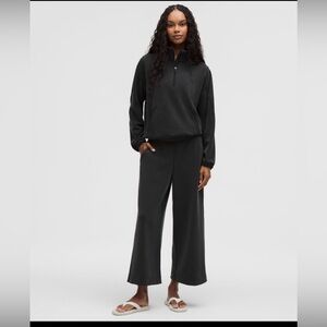 Lululemon Softstreme Wide Leg Crop Pants